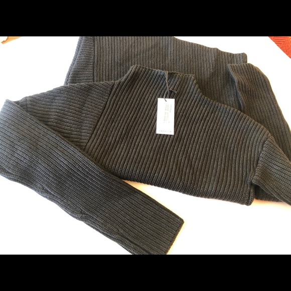 Nomia NYC Ribbed Asymmetrical Mock Turtleneck - Picture 6 of 8